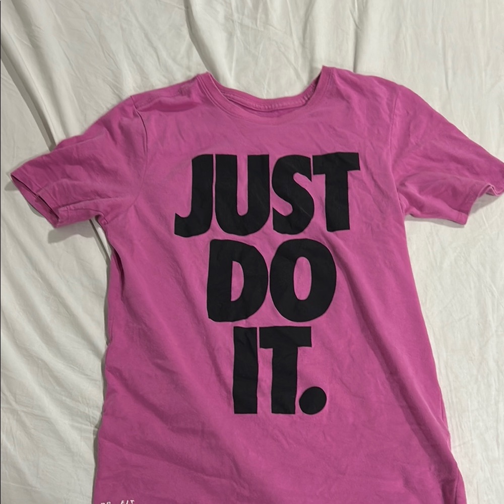 Nike Pink Graphic T-Shirt
